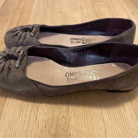 Ballerina shoes  Salvatore Ferragamo - Picture 4 of 9